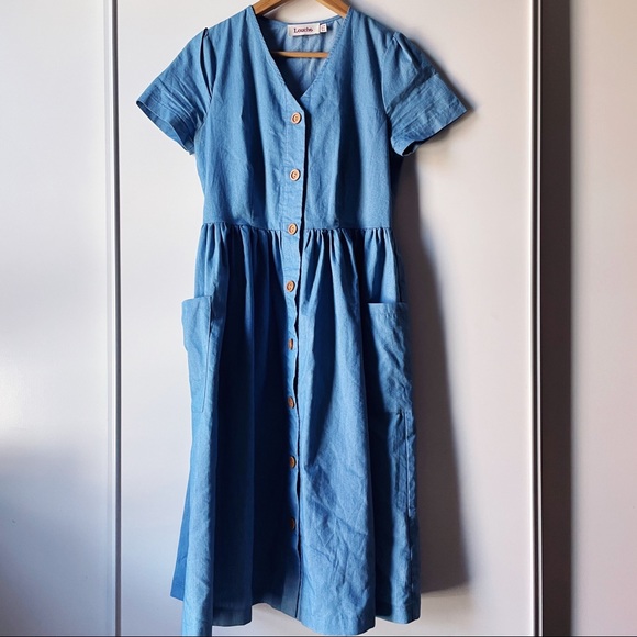 Modcloth Dresses & Skirts - ModCloth Louche Sure Thing Buttoned Midi Dress